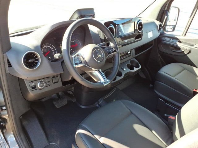 New 2025 Mercedes-Benz Sprinter 2500 image 16