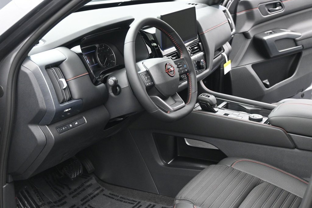 New 2026 Nissan Pathfinder Rock Creek w/ Rock Creek Premium Package AWD/4WD image 7