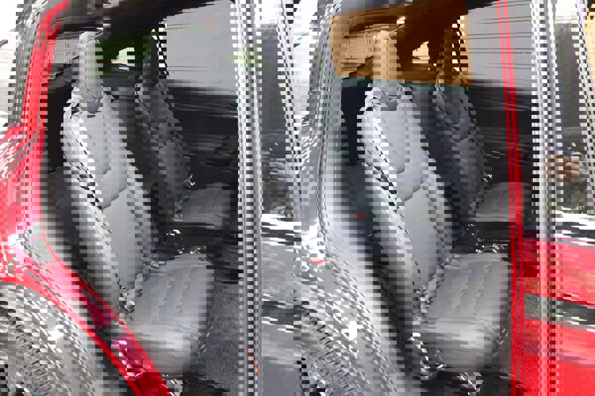 Used 2023 Tesla Model X 6 Seater AWD image 32