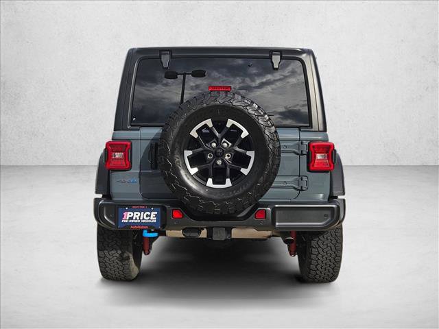Used 2024 Jeep Wrangler Unlimited Rubicon 4xe w/ Technology Group AWD/4WD image 7