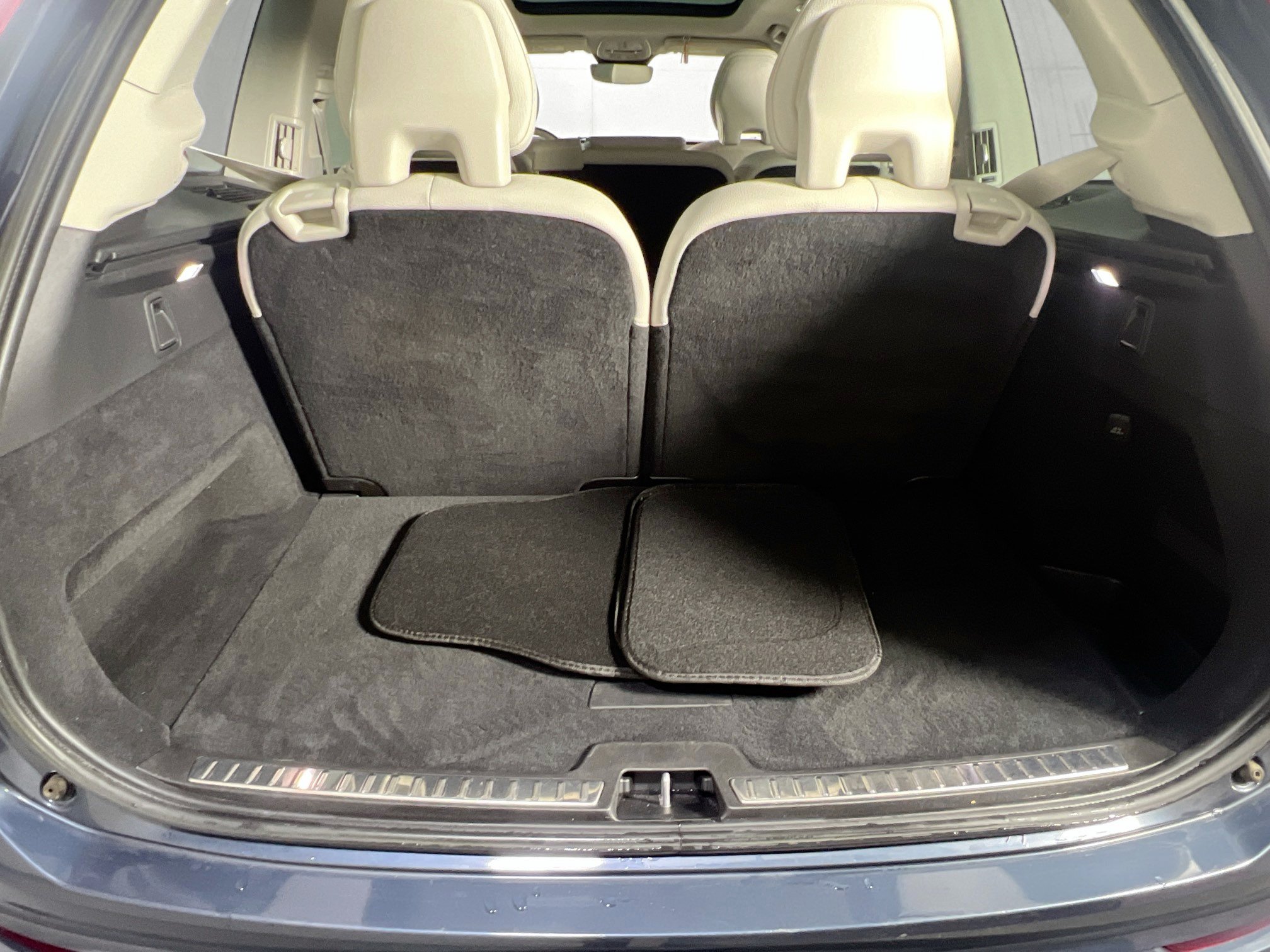 Used 2023 Volvo XC90 B5 Core AWD/4WD image 26