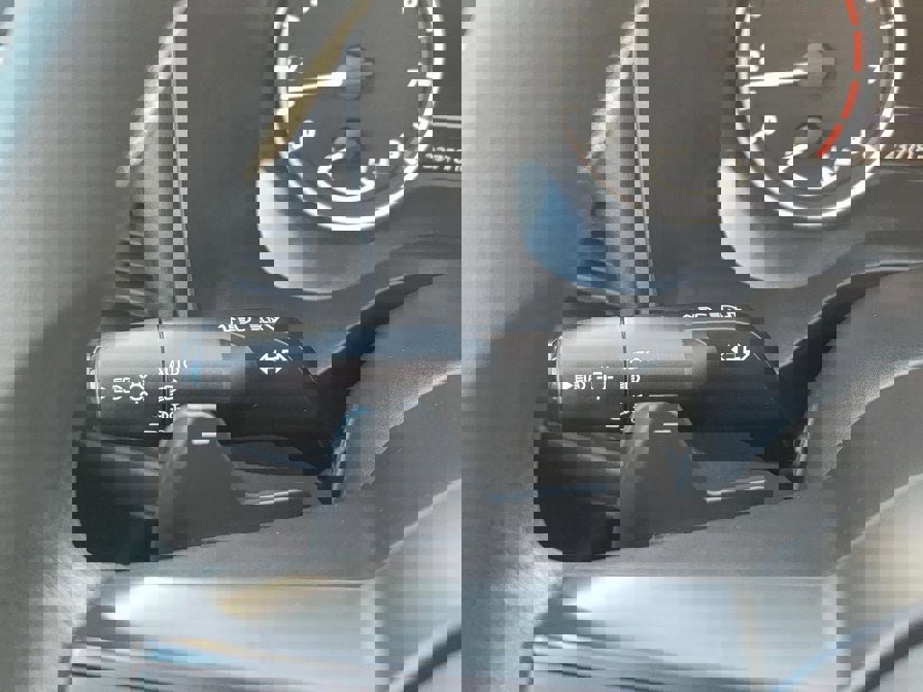 Certified 2024 Nissan Rogue S image 29