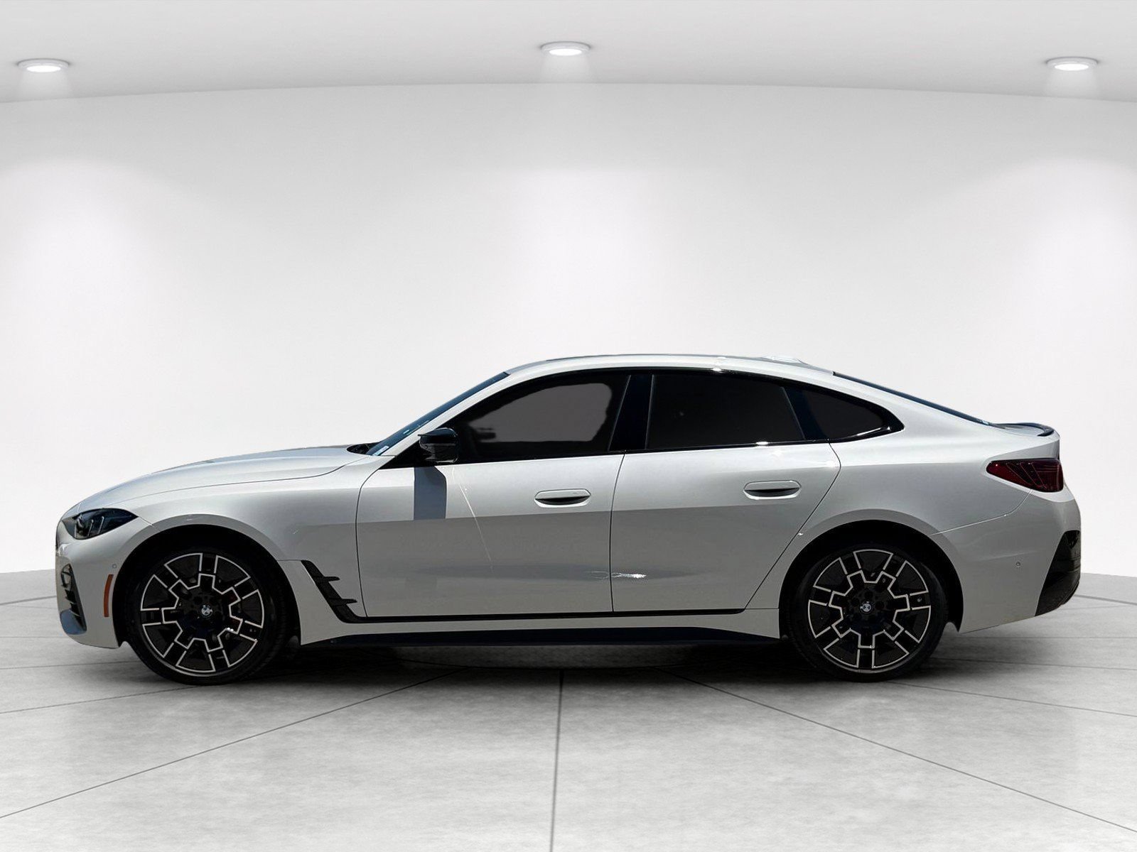 New 2026 BMW M440i w/ Premium Package RWD image 6