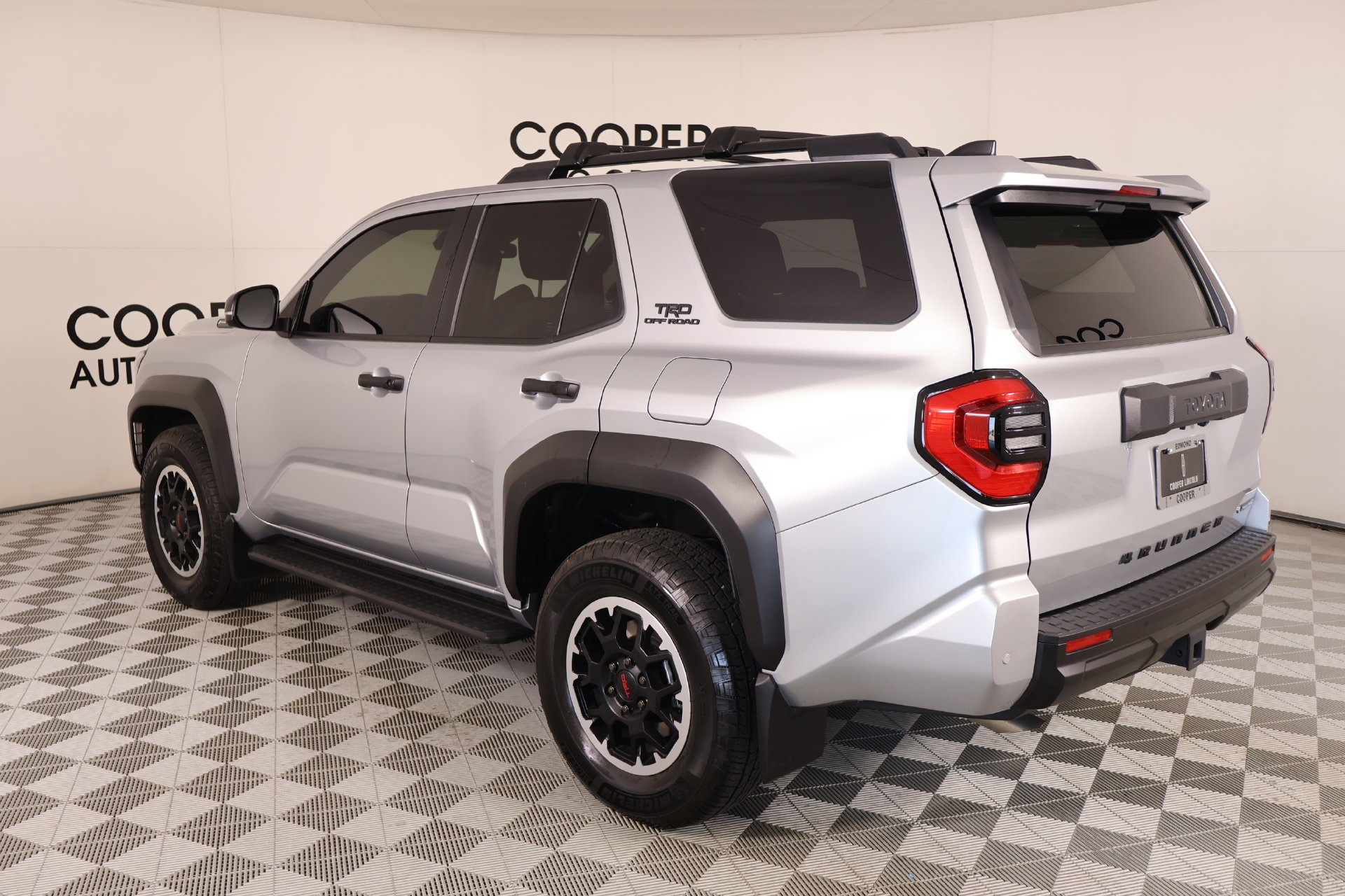 Used 2025 Toyota 4Runner TRD Off-Road AWD/4WD image 22