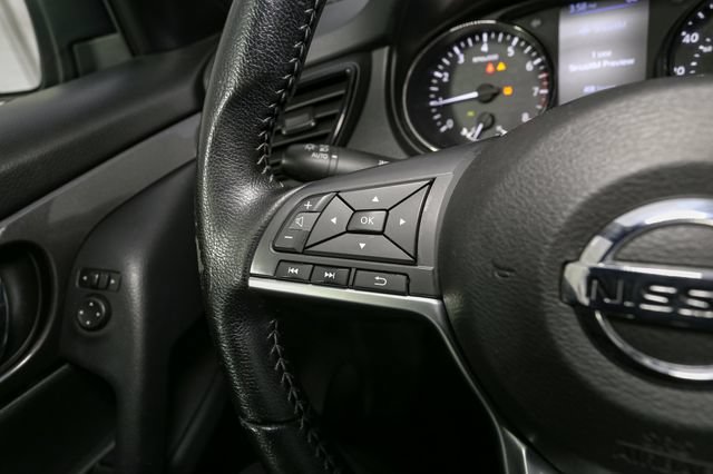 Used 2020 Nissan Rogue SV AWD/4WD image 28