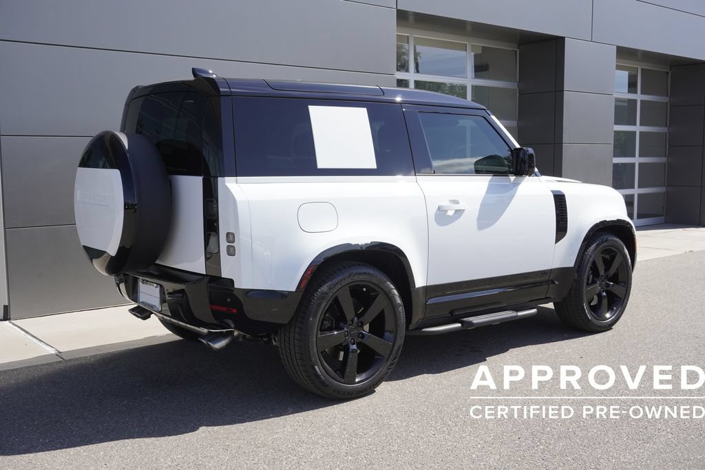 Used 2026 Land Rover Defender 90 V8 AWD/4WD image 4