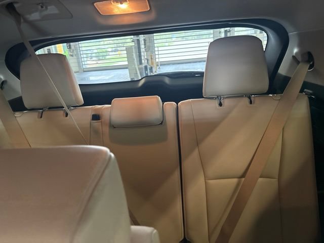 Used 2020 Toyota Highlander XLE FWD image 22