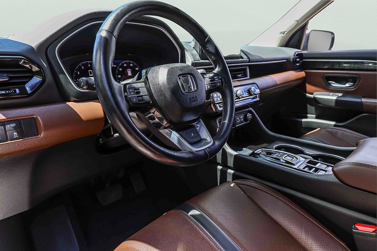 Used 2023 Honda Pilot Elite image 7