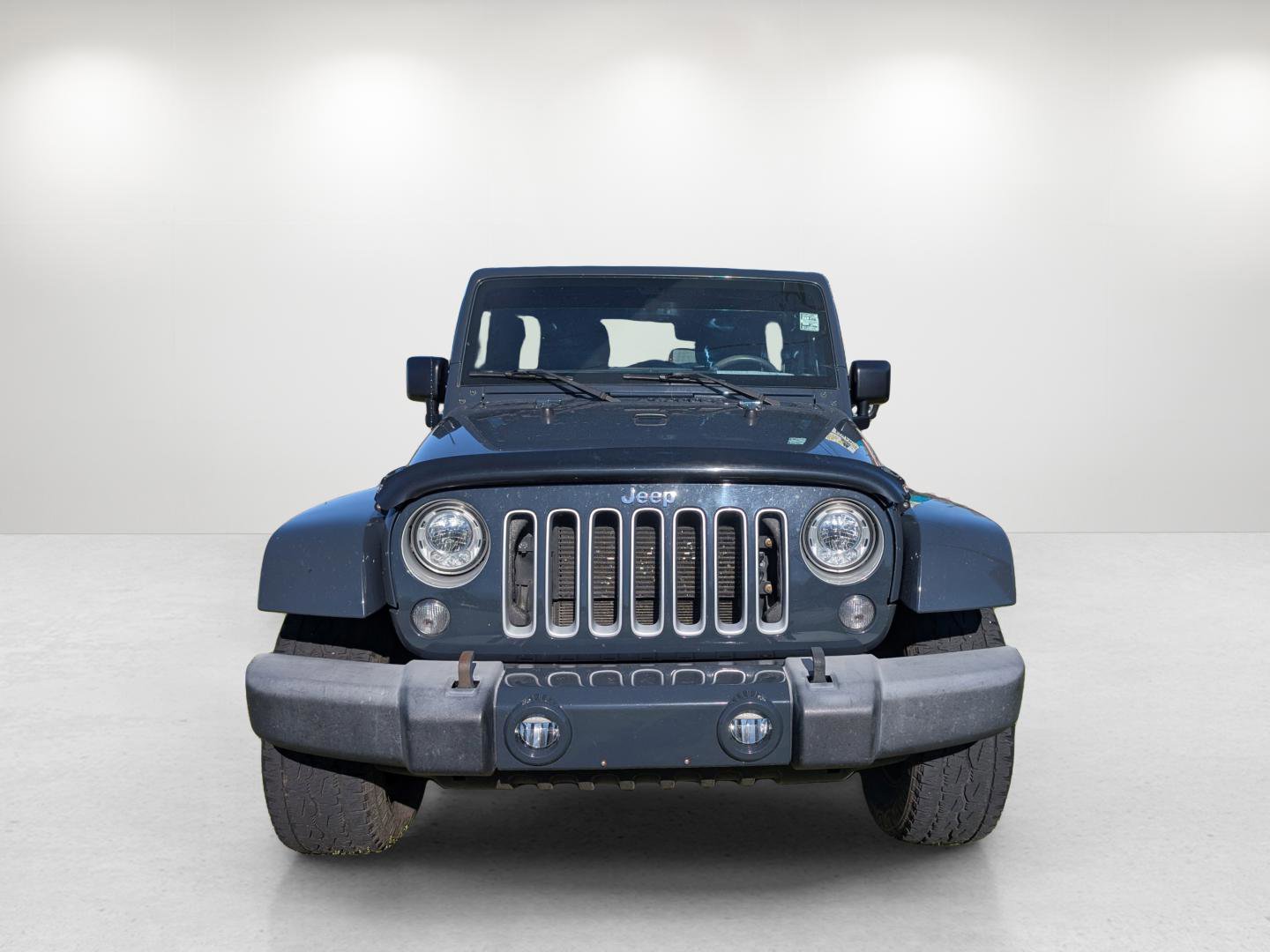 Used 2017 Jeep Wrangler Unlimited Sahara w/ Connectivity Group image 2