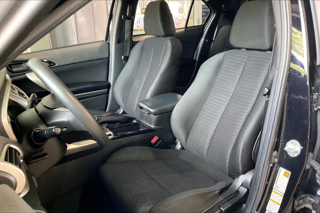 Used 2020 Mitsubishi Eclipse Cross LE image 3