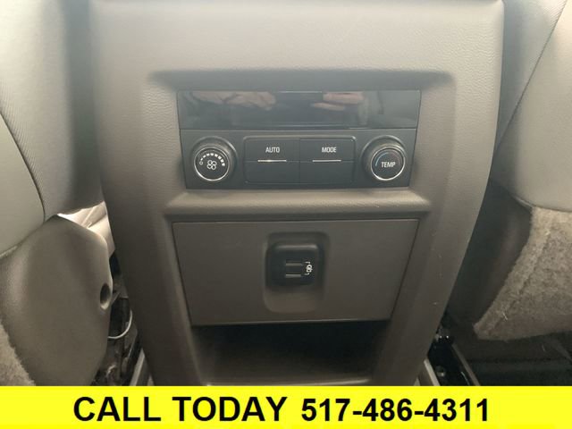 Certified 2021 Chevrolet Traverse LT image 20