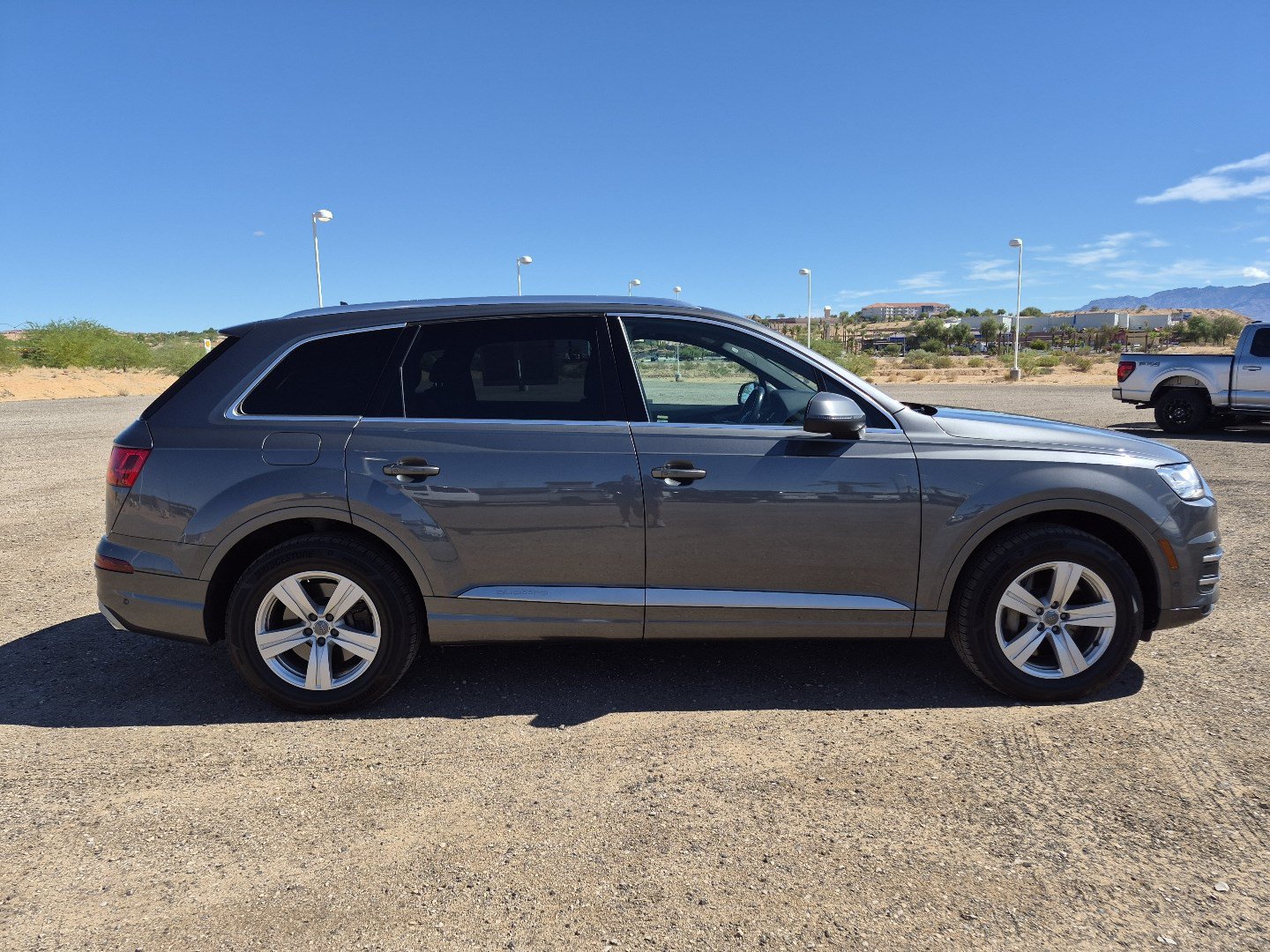 Used 2019 Audi Q7 2.0T Premium Plus w/ Premium Plus Package AWD/4WD image 2