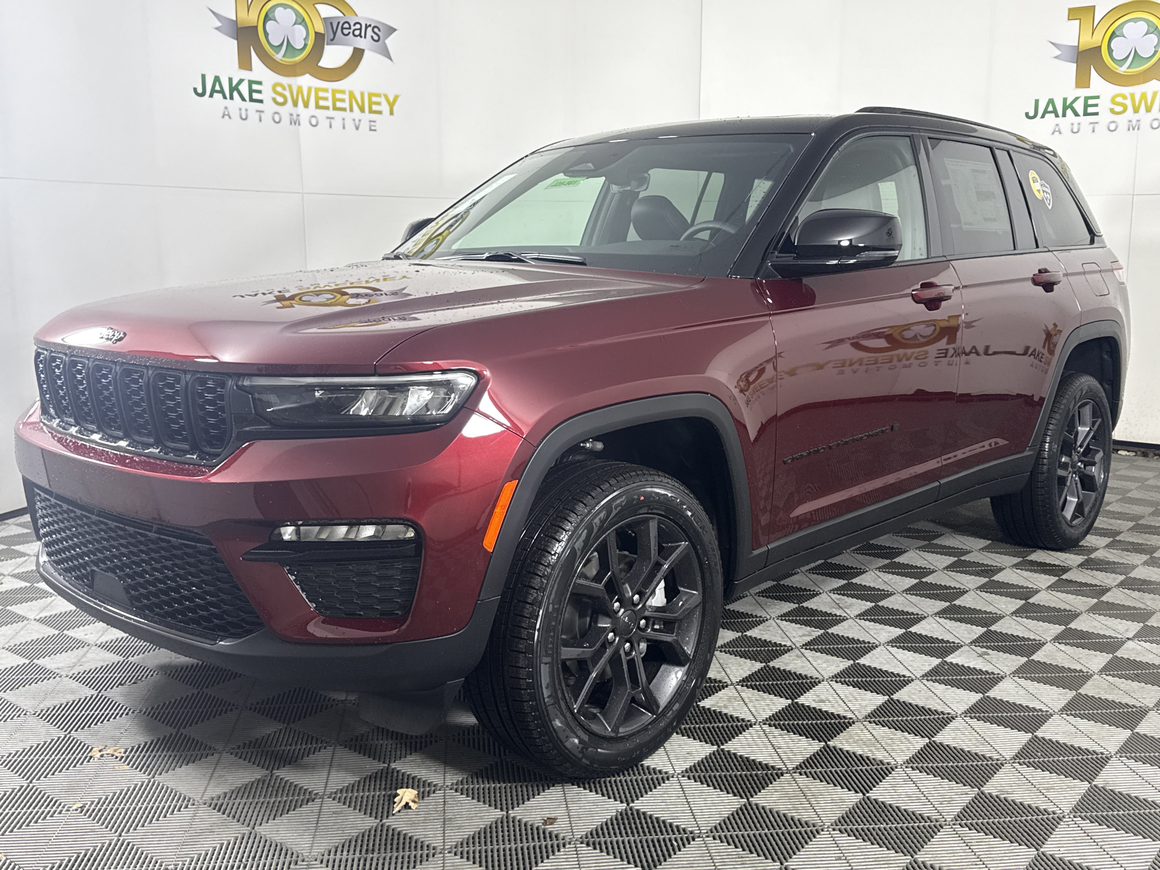 New 2025 Jeep Grand Cherokee Limited AWD/4WD image 4