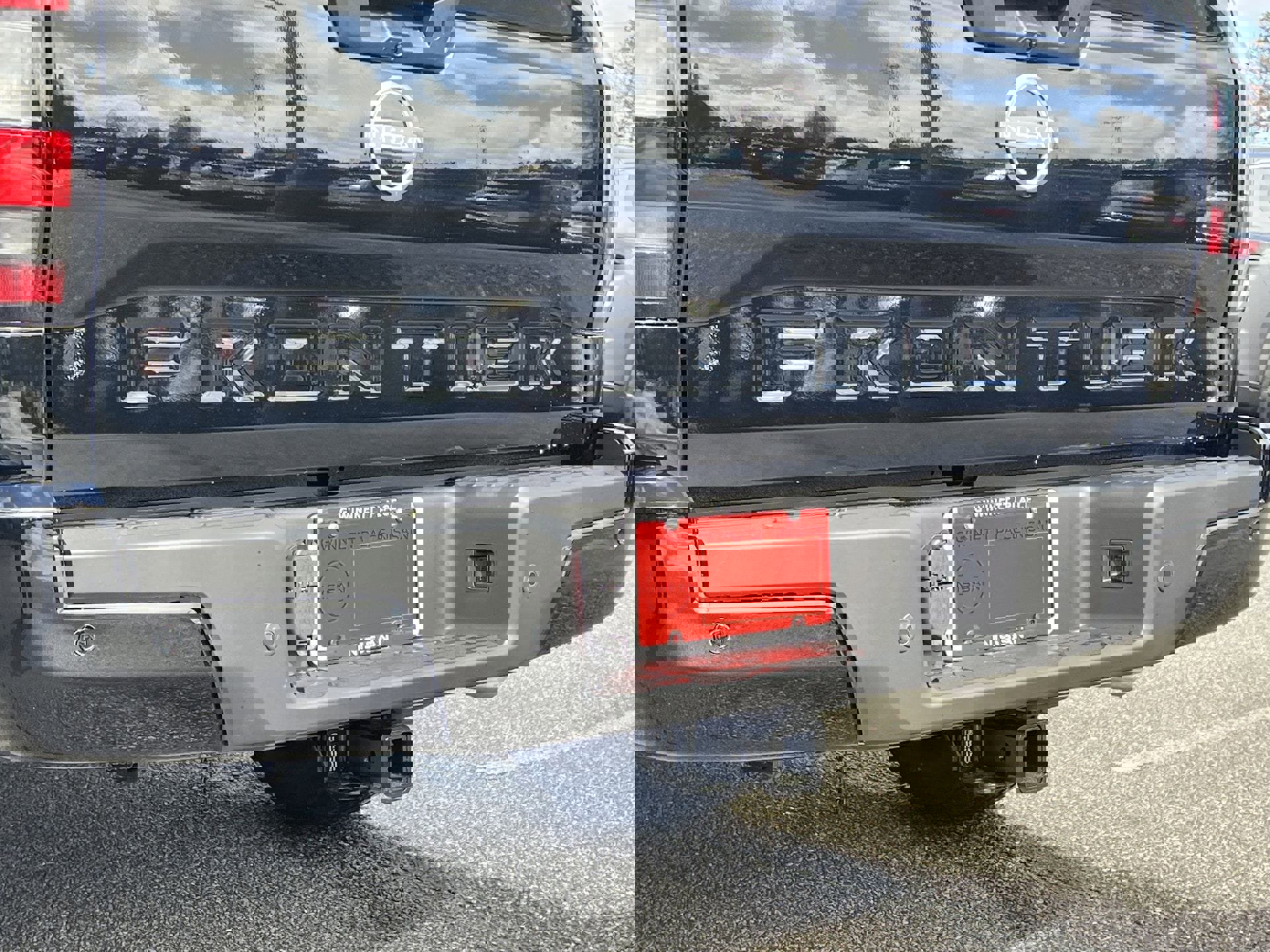 New 2026 Nissan Frontier SV image 22