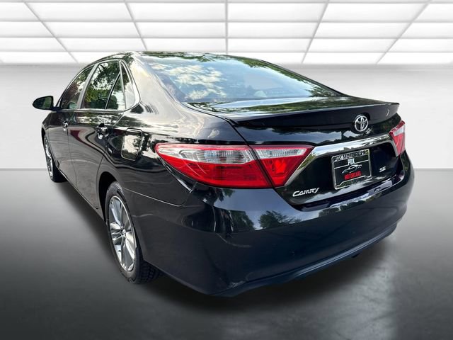 Used 2017 Toyota Camry SE FWD image 3