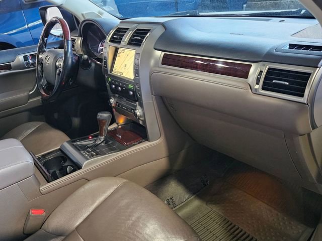 Used 2018 Lexus GX 460 Premium w/ Premium Package AWD/4WD image 20