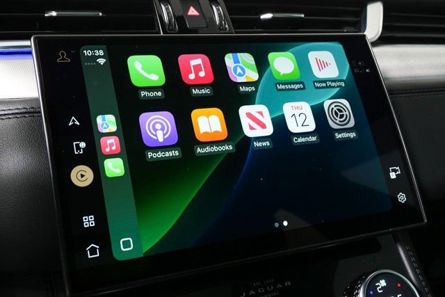 Used 2021 Jaguar F-PACE S image 17