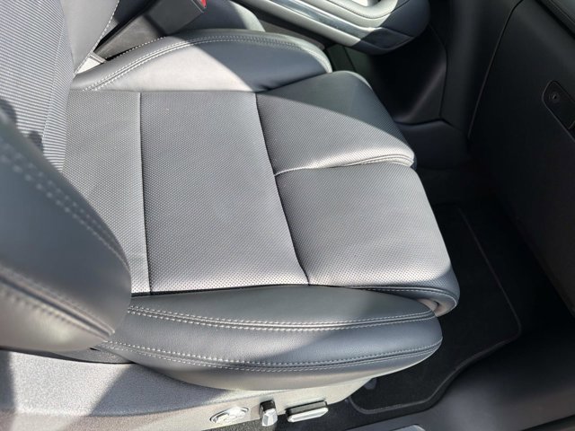 New 2025 Lincoln Navigator Reserve image 18