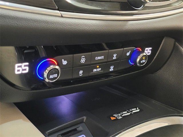 Used 2024 Buick Enclave Essence w/ Experience Buick Package image 22