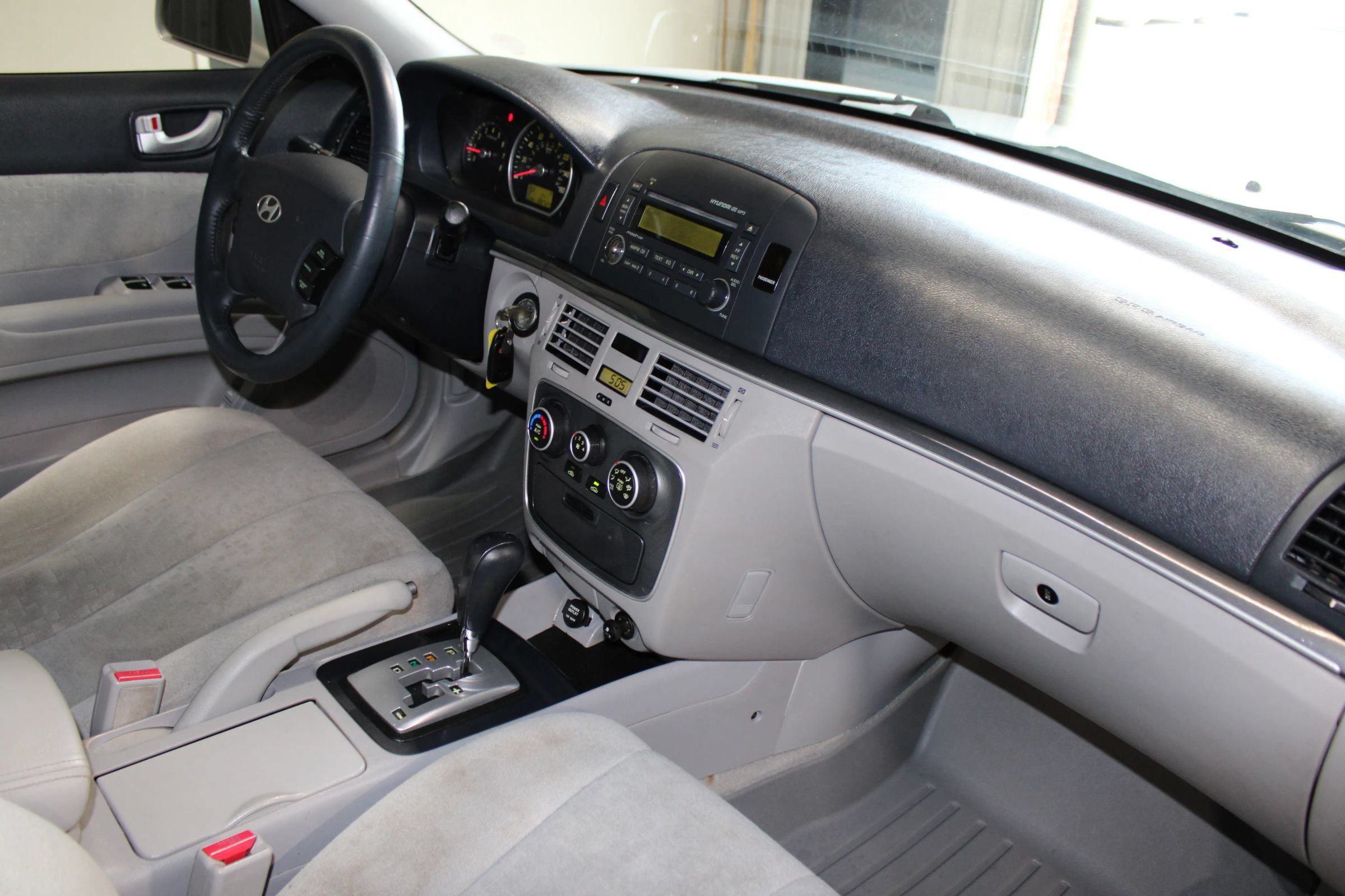Used 2006 Hyundai Sonata V6 FWD image 21