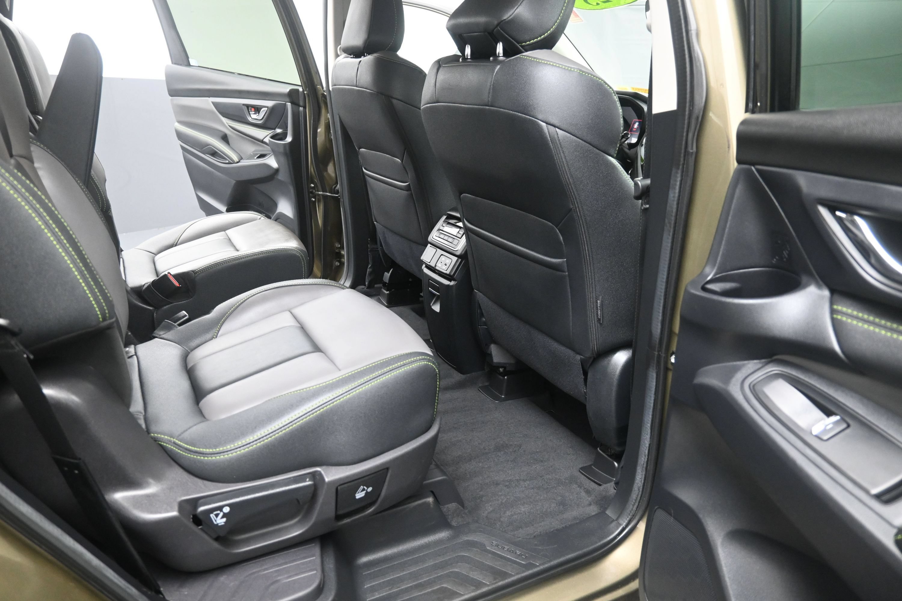 Used 2023 Subaru Ascent Onyx Edition AWD/4WD image 23