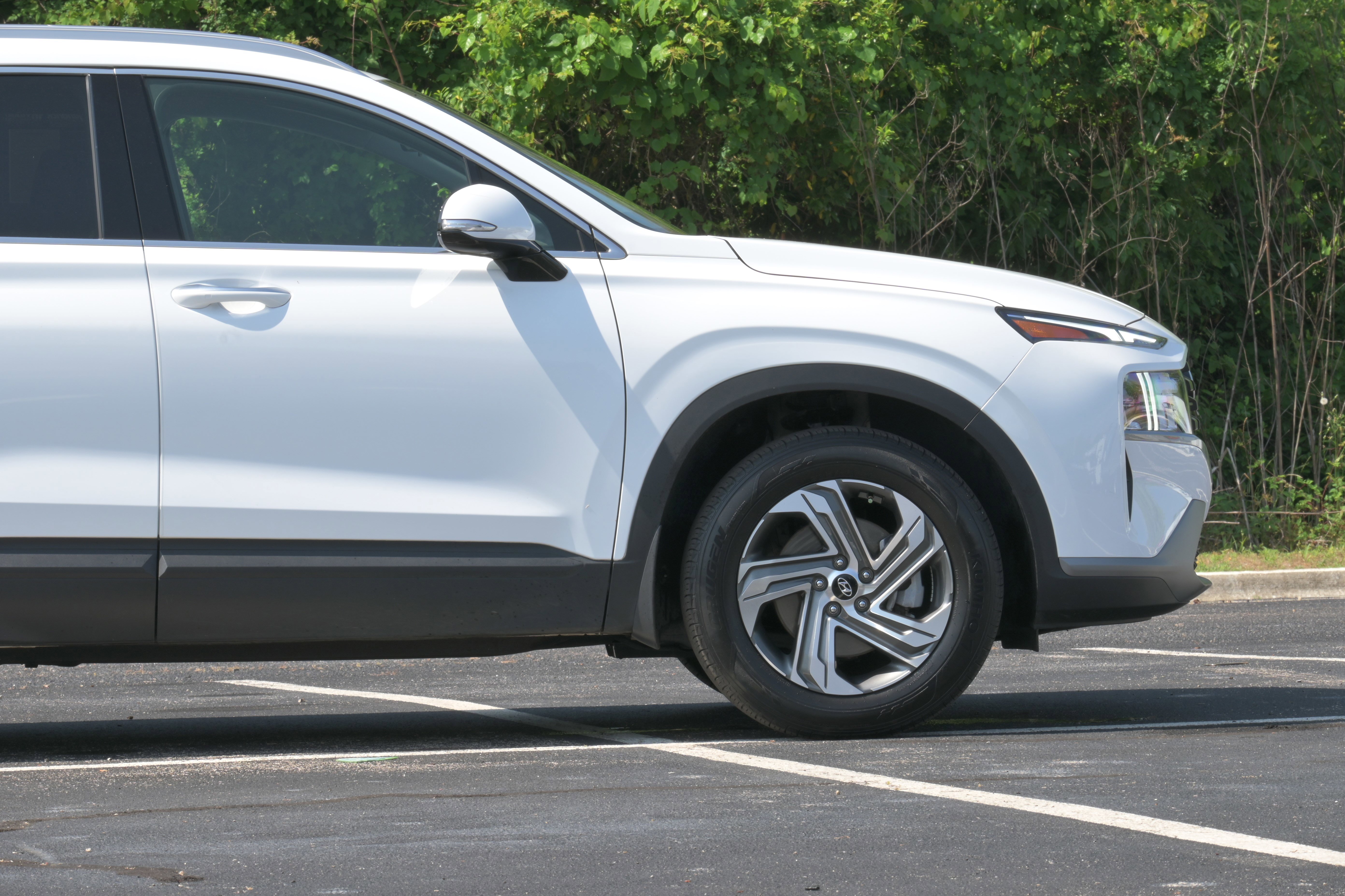 Used 2023 Hyundai Santa Fe SEL FWD image 6