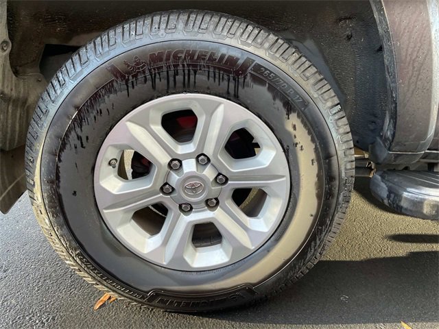 Used 2016 Toyota 4Runner SR5 image 8