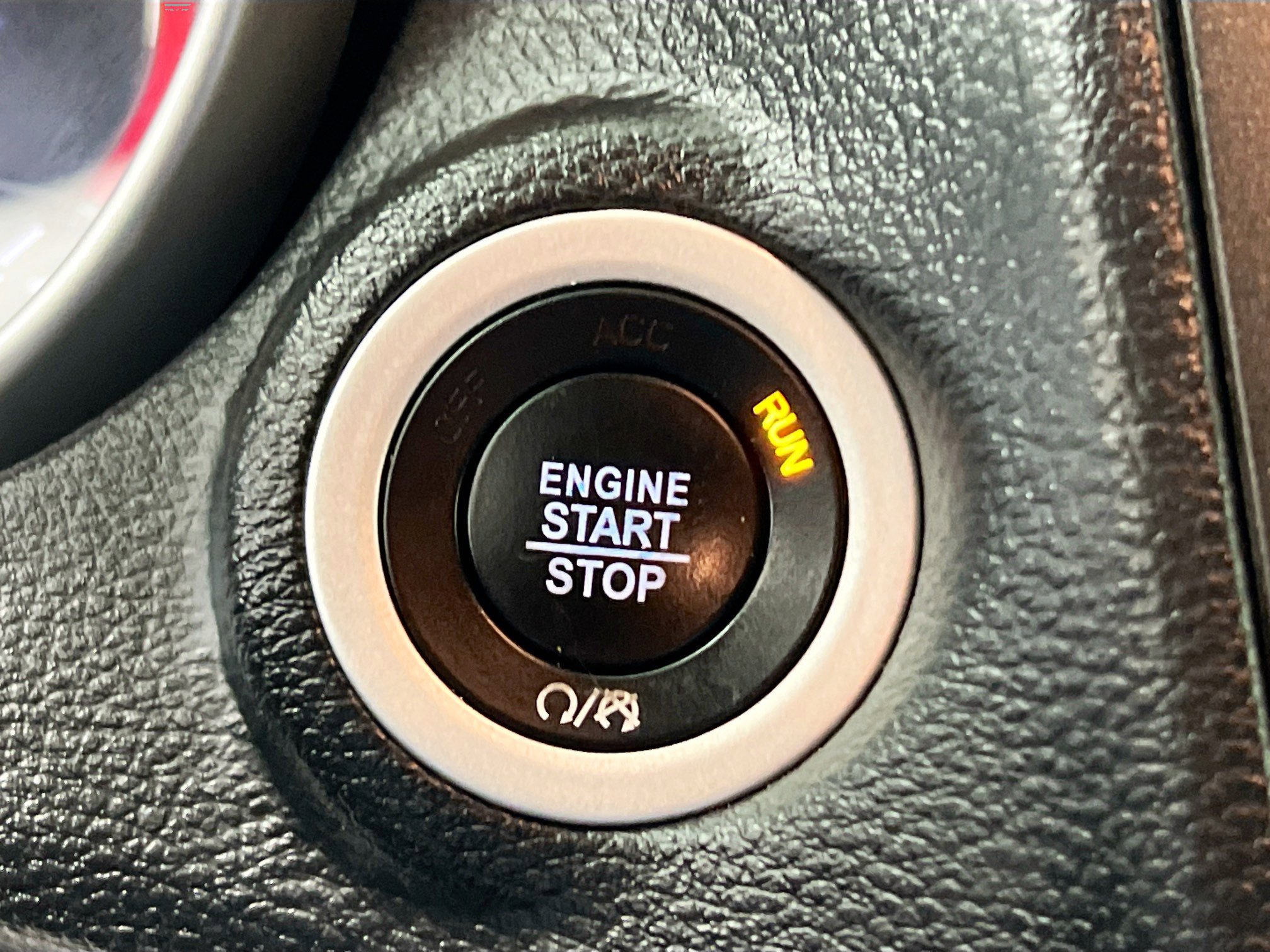 Used 2018 Dodge Journey SE image 24