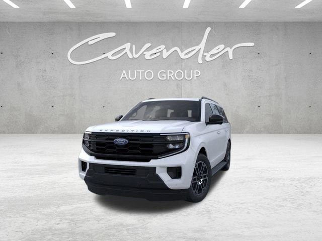 New 2025 Ford Expedition Active image 2