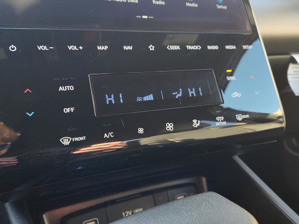 Certified 2024 Hyundai Santa Cruz Night image 28