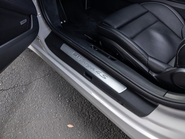 Certified 2022 Porsche 911 Targa 4S w/ Premium Package image 44