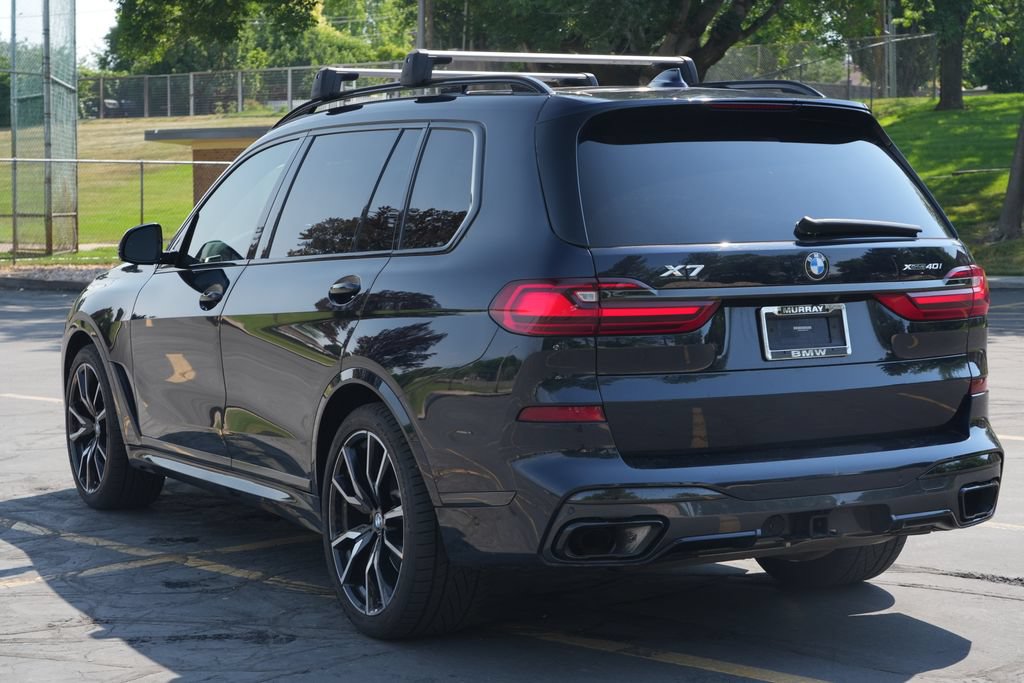 Used 2021 BMW X7 xDrive40i w/ M Sport Package AWD/4WD image 3