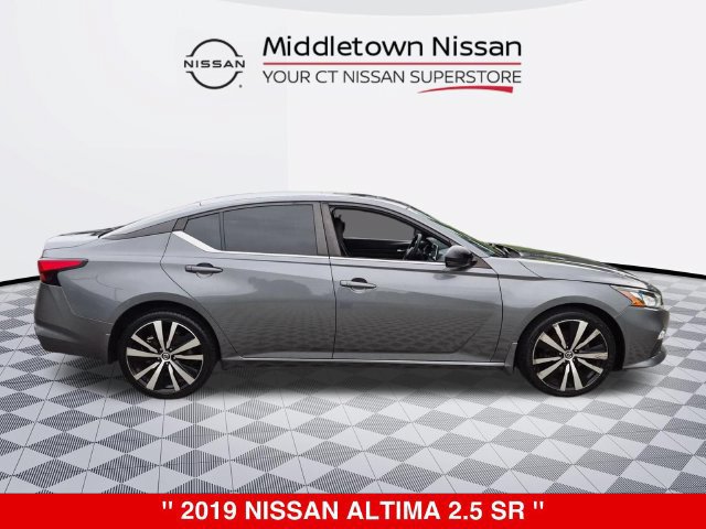 Used 2019 Nissan Altima 2.5 SR w/ SR Premium Package AWD/4WD image 2