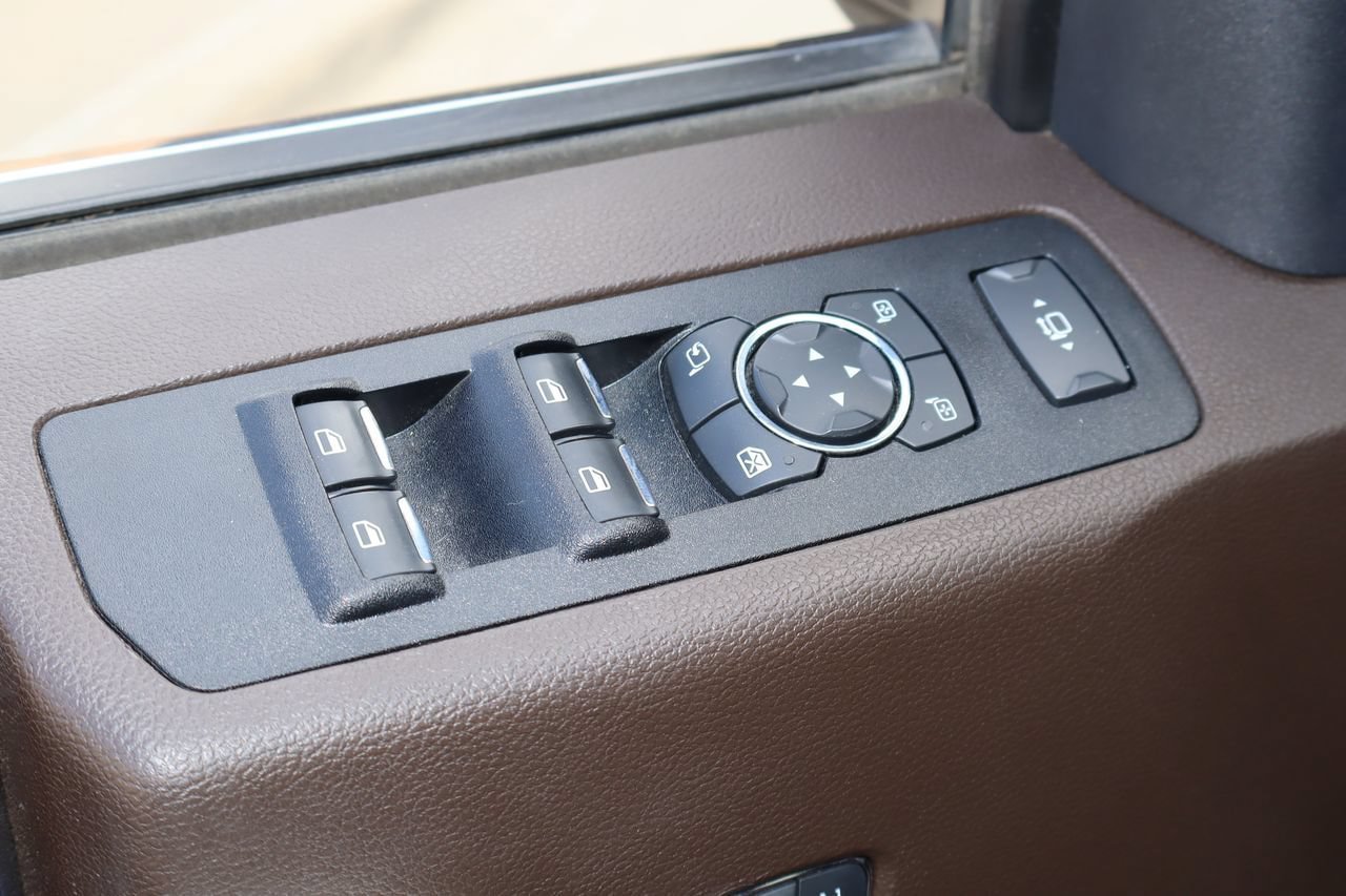 Used 2022 Ford F250 King Ranch w/ King Ranch Ultimate Package AWD/4WD image 20