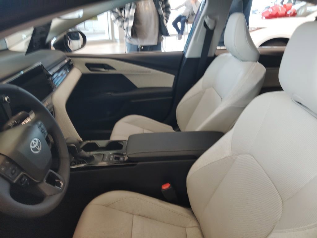 New 2026 Toyota Camry XLE image 6