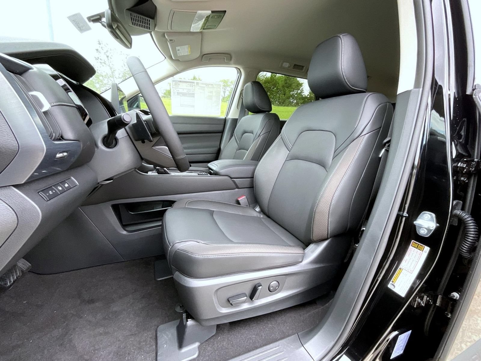 New 2026 Nissan Pathfinder SL AWD/4WD image 10