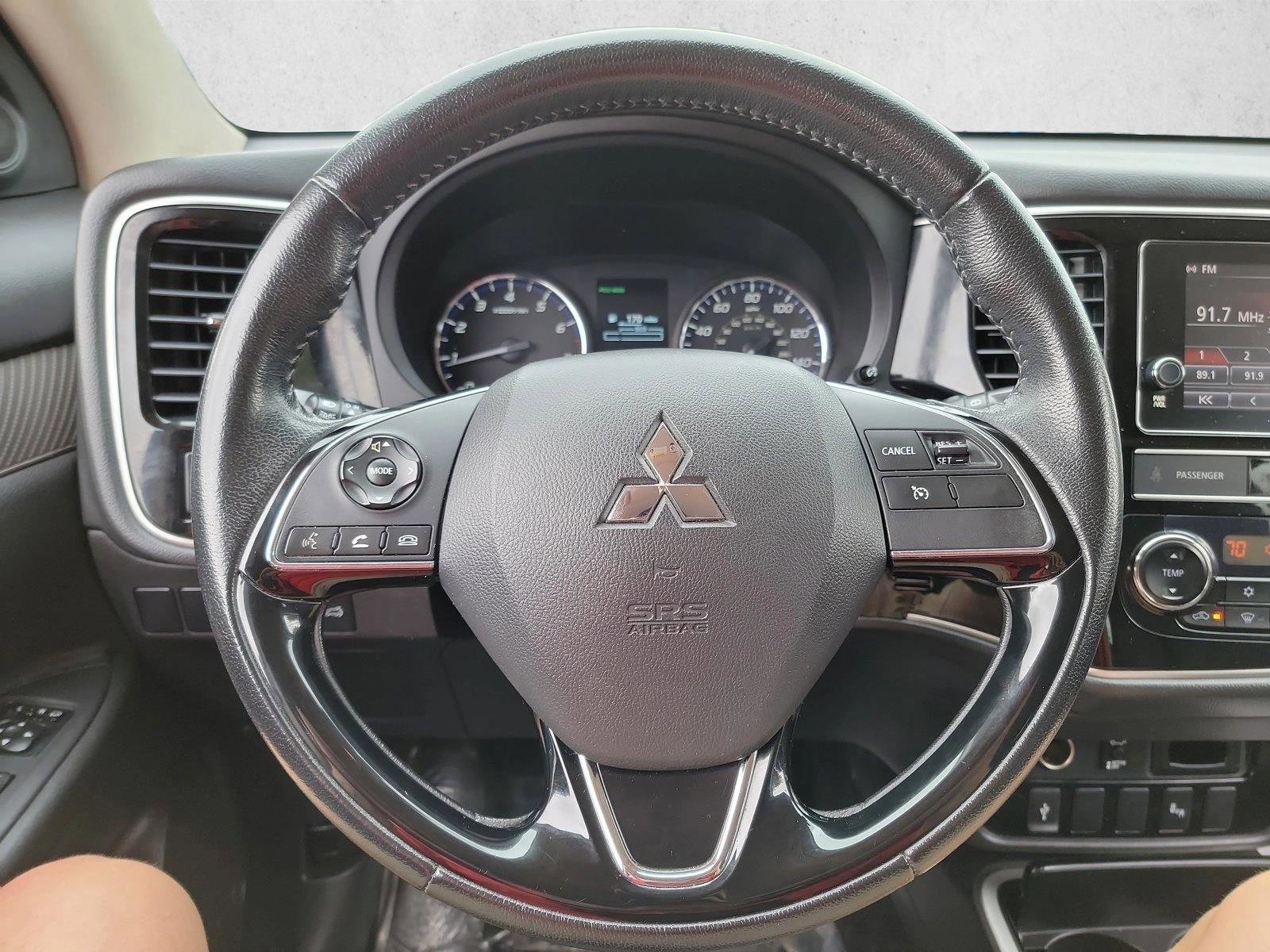 Used 2019 Mitsubishi Outlander SEL FWD image 18