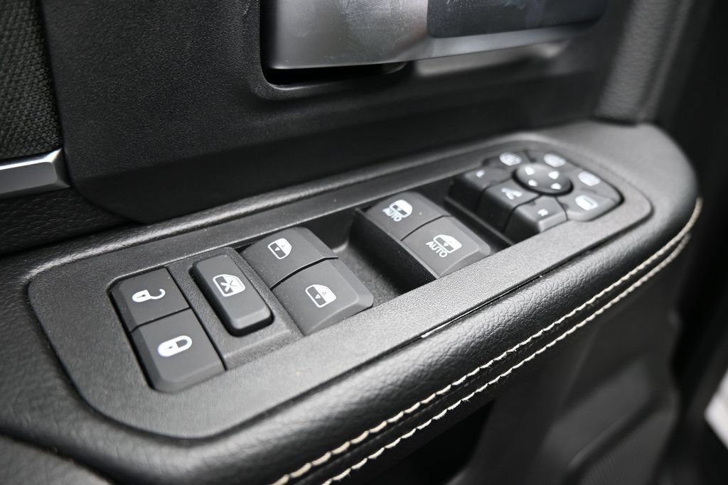 New 2026 RAM 3500 Big Horn AWD/4WD image 11