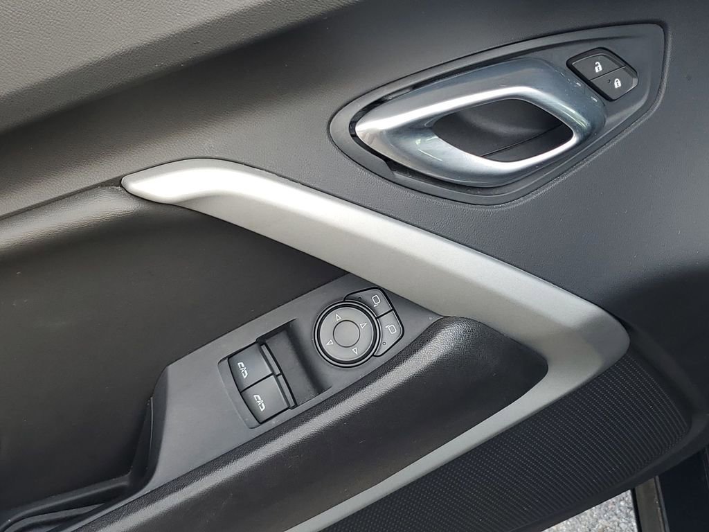 Used 2020 Chevrolet Camaro LS image 43