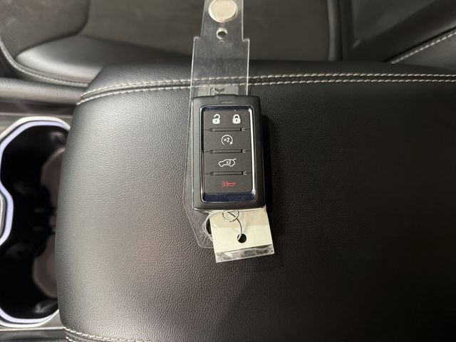 Used 2024 Jeep Grand Cherokee Altitude image 32