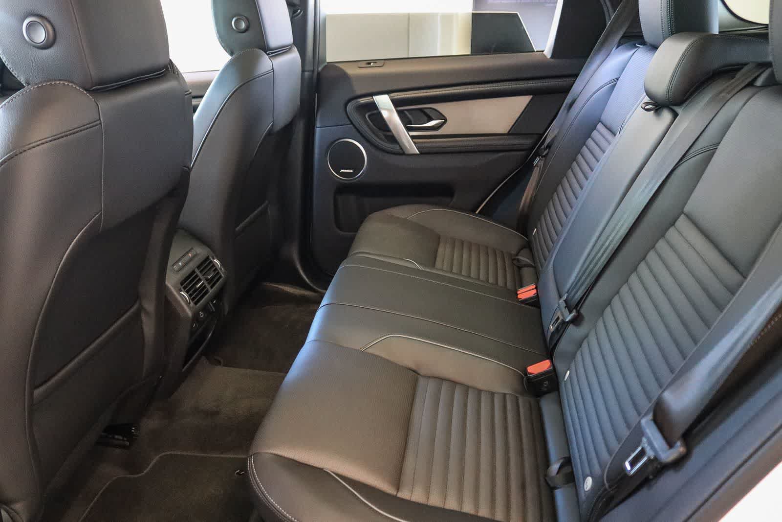 New 2026 Land Rover Discovery Sport Landmark AWD/4WD image 14