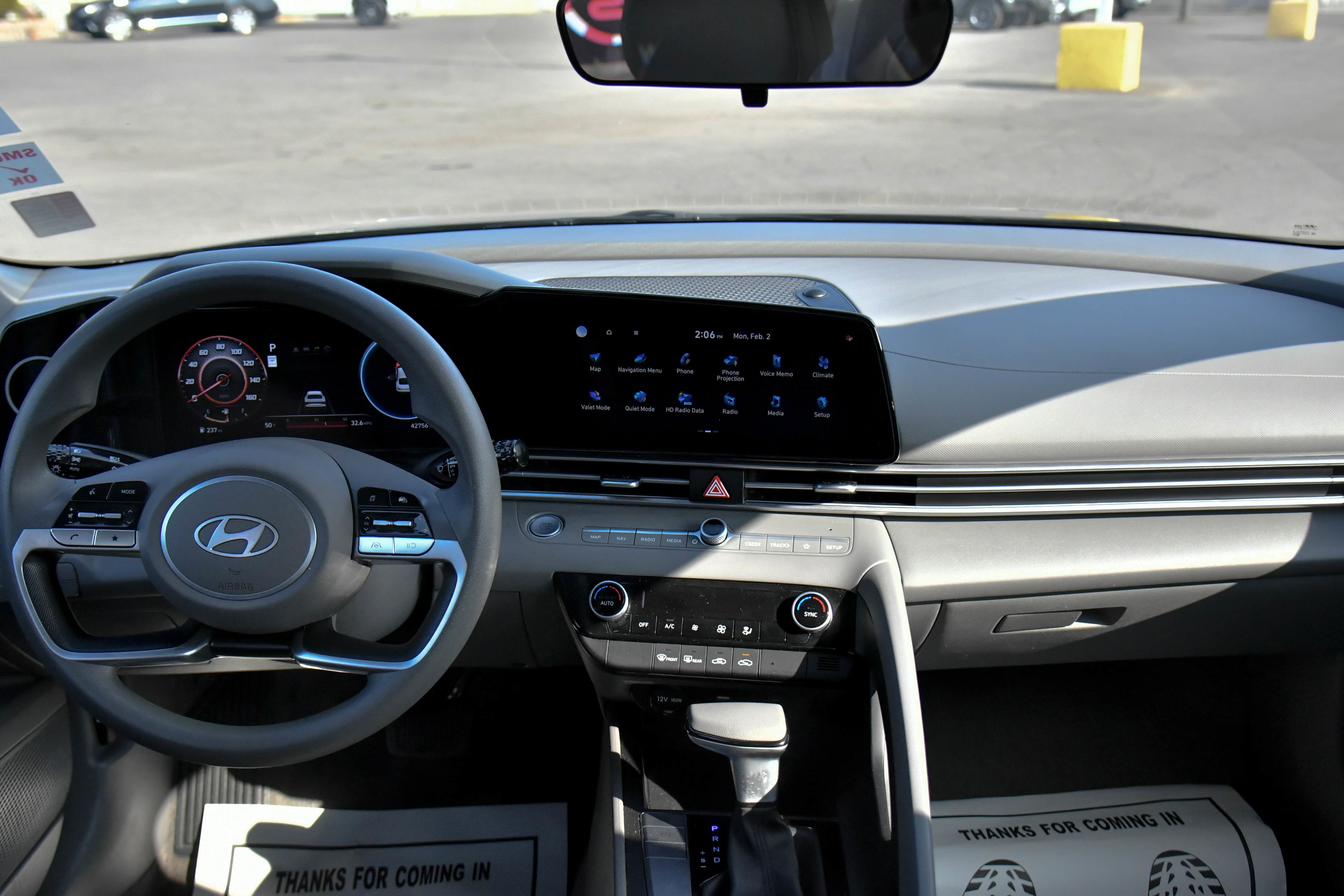 Used 2024 Hyundai Elantra SEL image 36