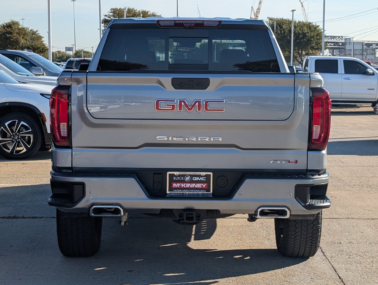 Used 2026 GMC Sierra 1500 AT4 w/ AT4 Premium Package AWD/4WD image 5
