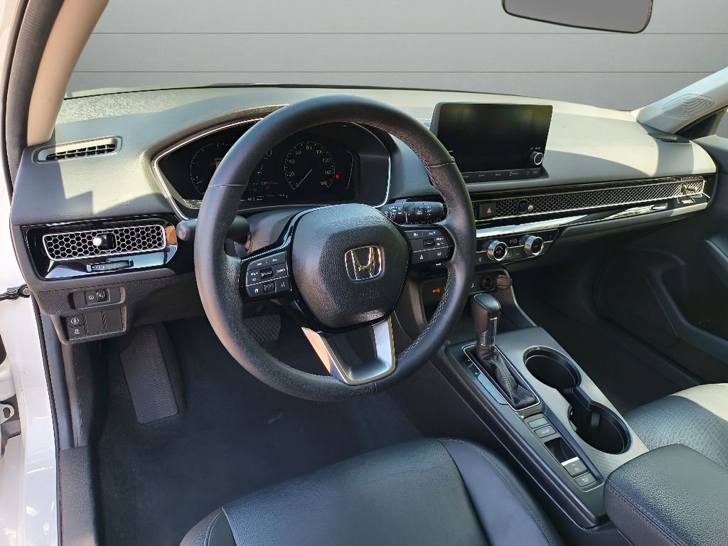 Used 2024 Honda Civic EX-L image 13