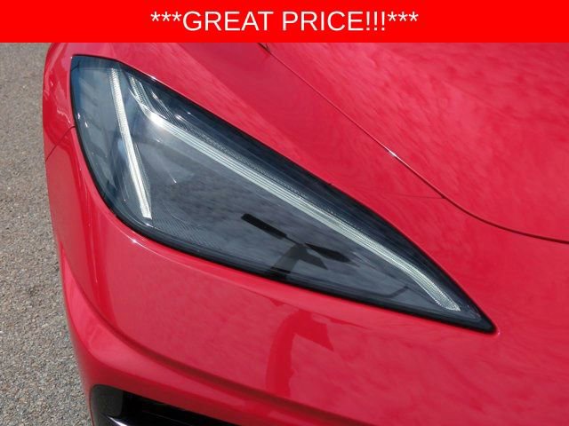 Used 2023 Chevrolet Corvette Stingray Convertible w/ Z51 Performance Package RWD image 9