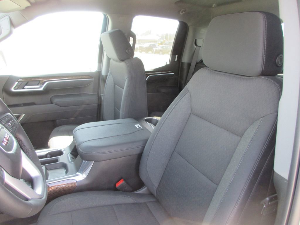 New 2026 GMC Sierra 1500 Elevation image 12