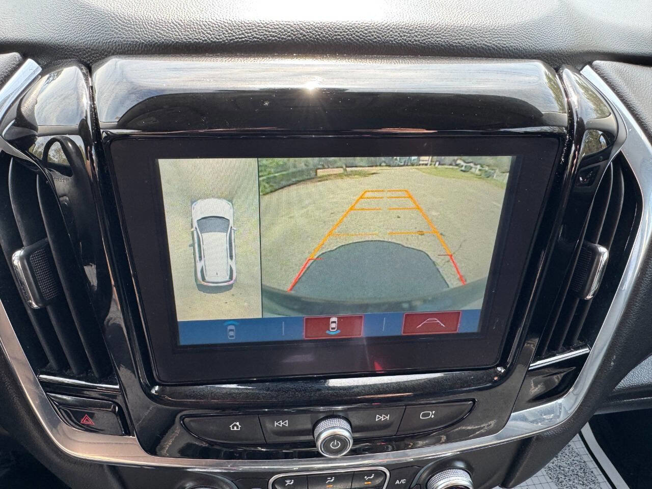 Used 2018 Chevrolet Traverse RS w/ LPO, Floor Liner Package image 19