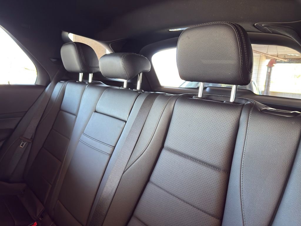 Used 2022 Mercedes-Benz GLE 350 w/ Premium Package image 29