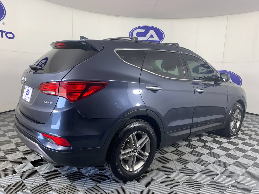 Used 2017 Hyundai Santa Fe Sport FWD image 3
