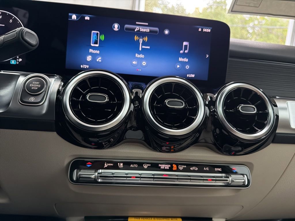 Used 2026 Mercedes-Benz GLB 250 GLB 250 image 34